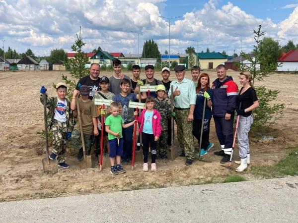 Мегионские партийцы продолжают проект "За чистый город"